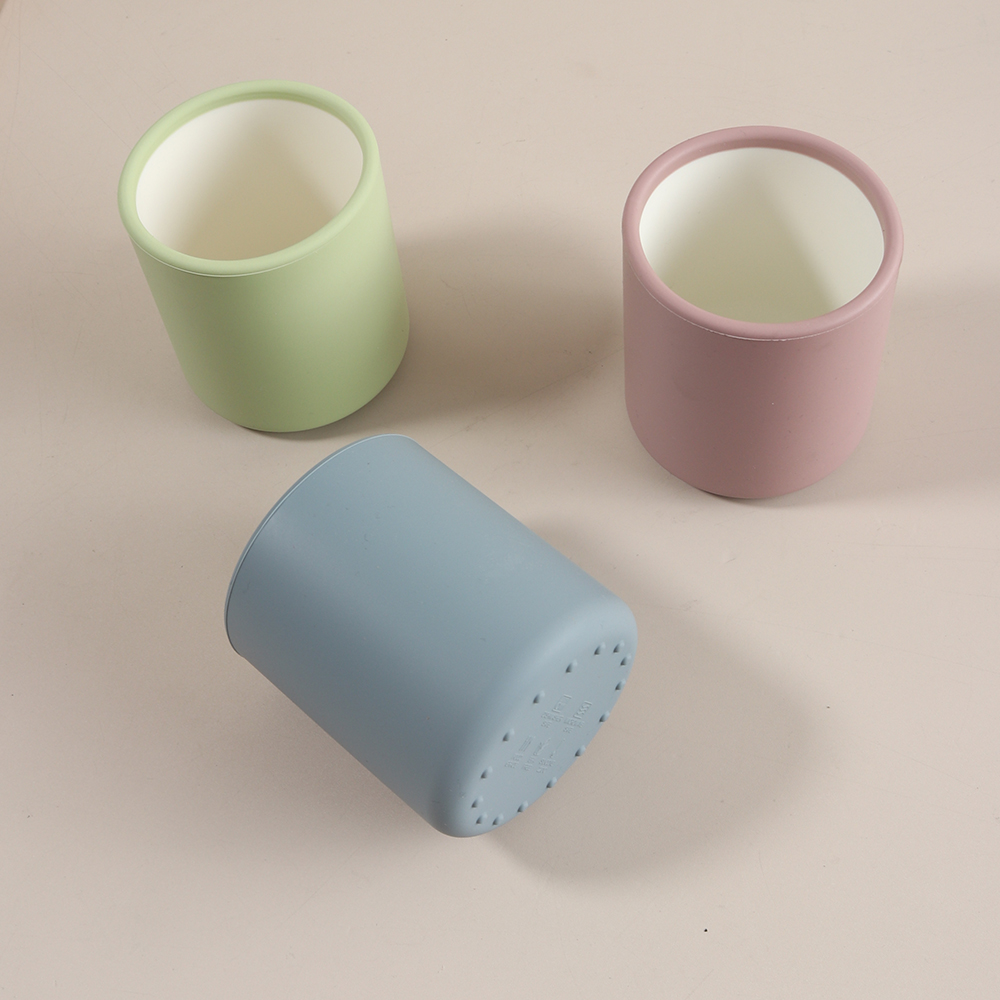 맞춤형 이름이 새겨진 아기 실리콘 훈련컵 심플 물컵 컬 - Baby Food Utensil 리뷰 및 가격